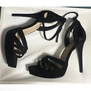 Dream Pairs Platform Stilettos, size 10
